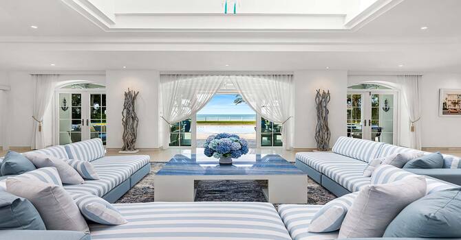 Carpe Diem Beach Villa 