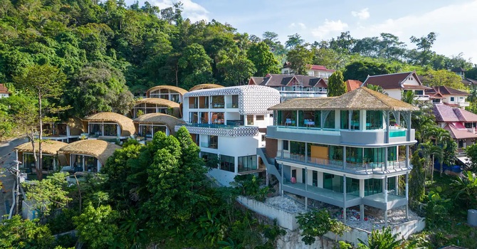 Treehouse Villa Patong  