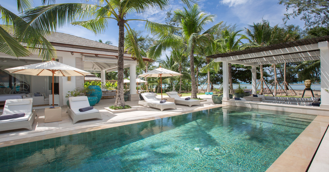 Villa Mia Palm  Swimming pool
