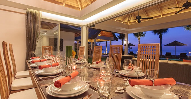 Villa Sila  Indoor Dining Table